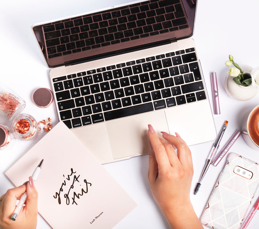 The Importance of Prepping Lashes